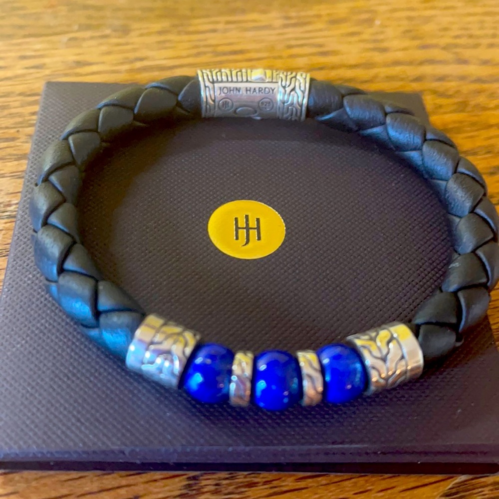 John Hardy men’s leather bracelet with lapis